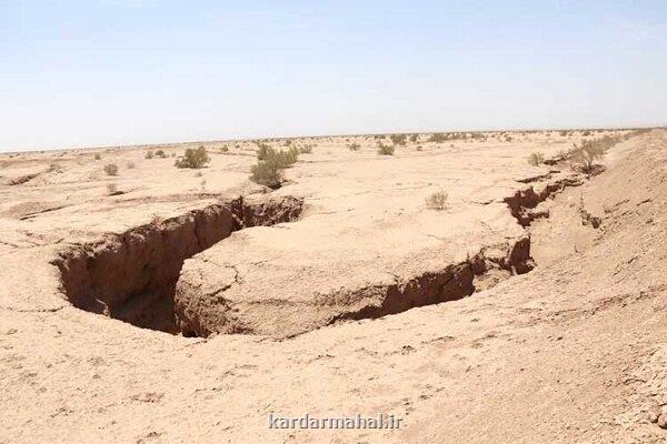 ۱۸ کیلومتر از طول بزرگراه آزادگان در پهنه فرونشست